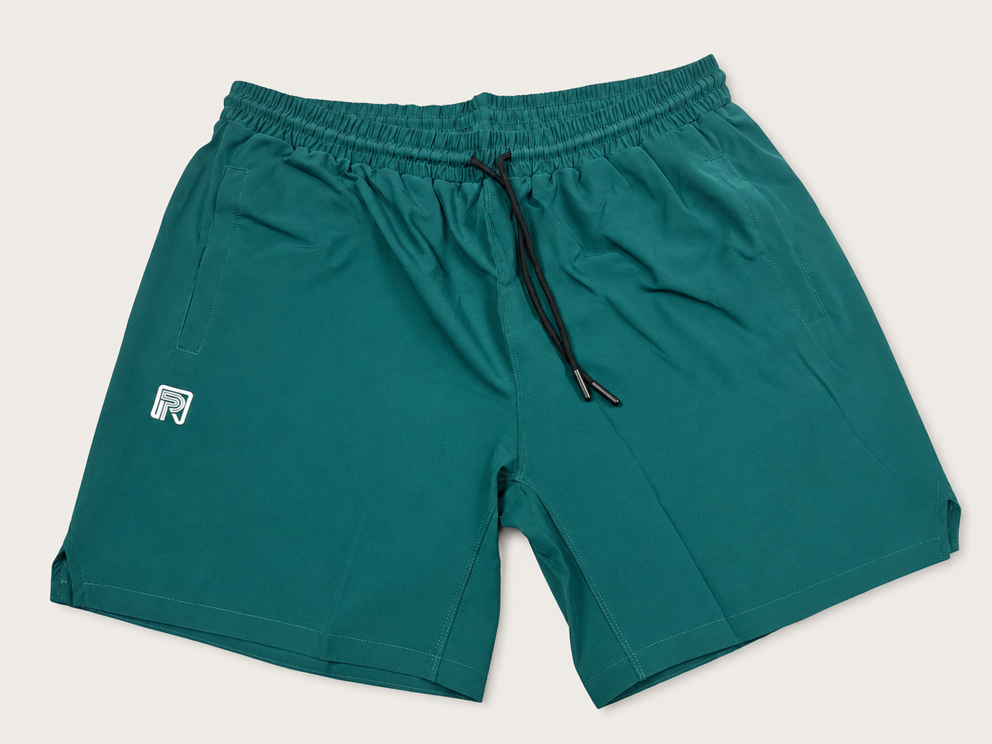 V2 Train Short Hunter Green