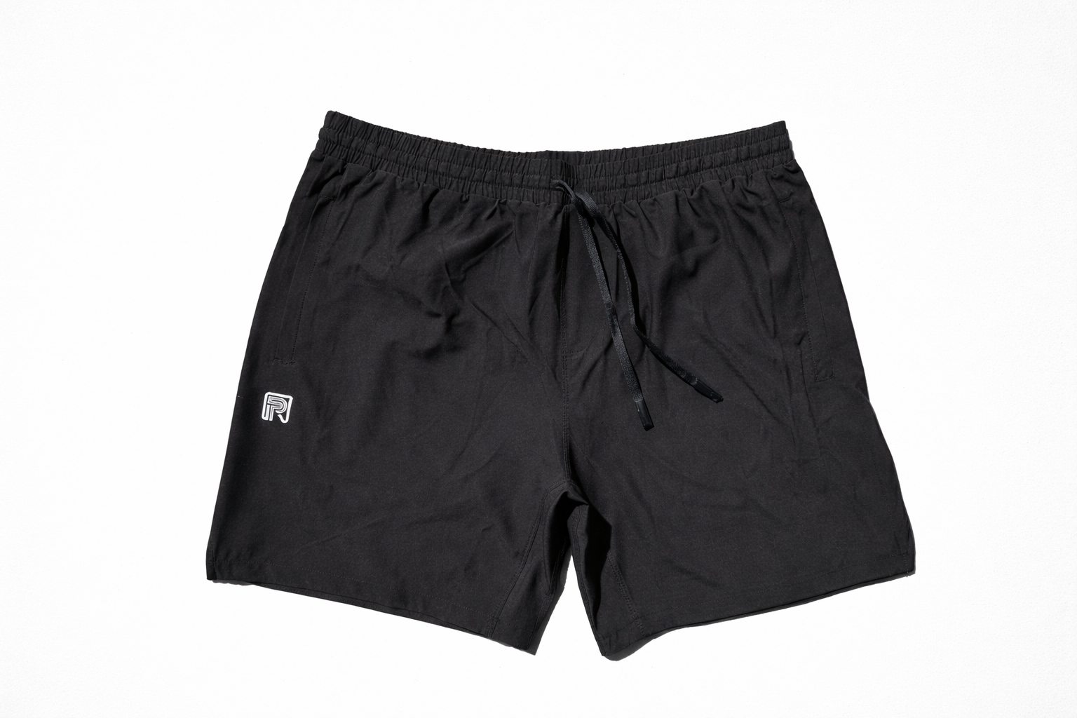 V2 Train Short black
